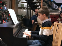 Vánoční klavírní koncert v Jacques Café 2022